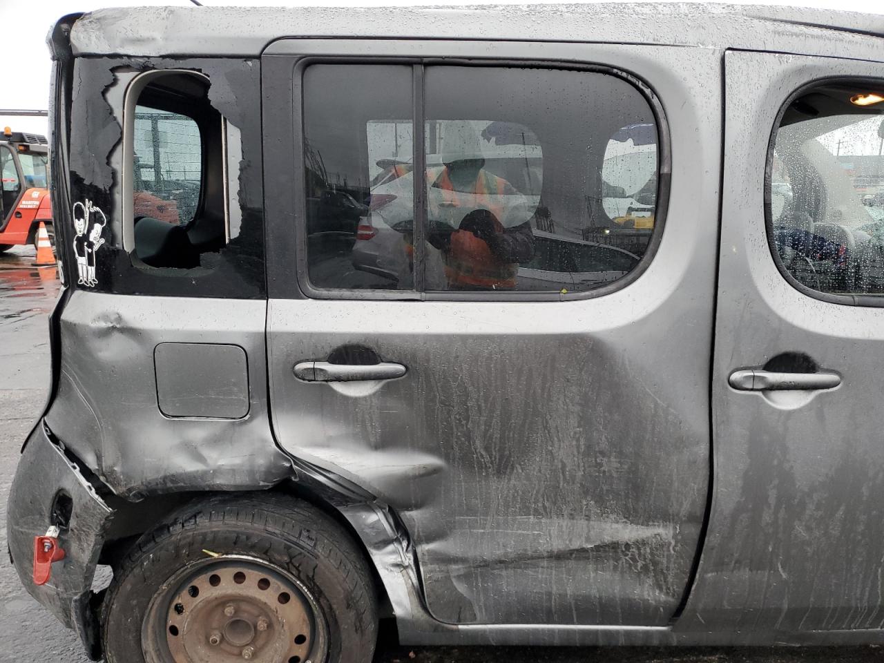 2009 Nissan Cube - Image 10