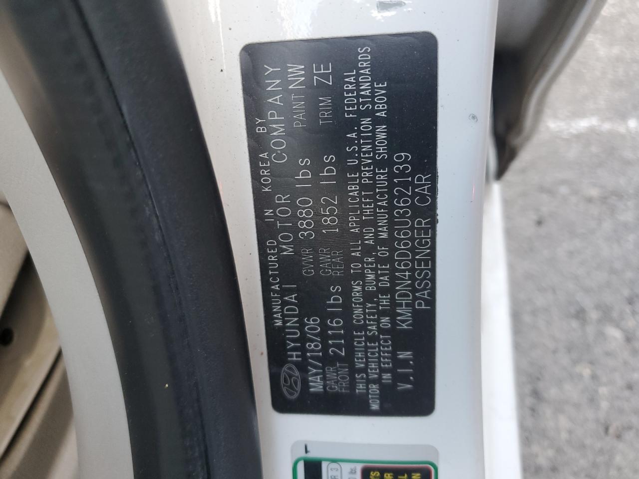 2006 Hyundai Elantra - Image 12