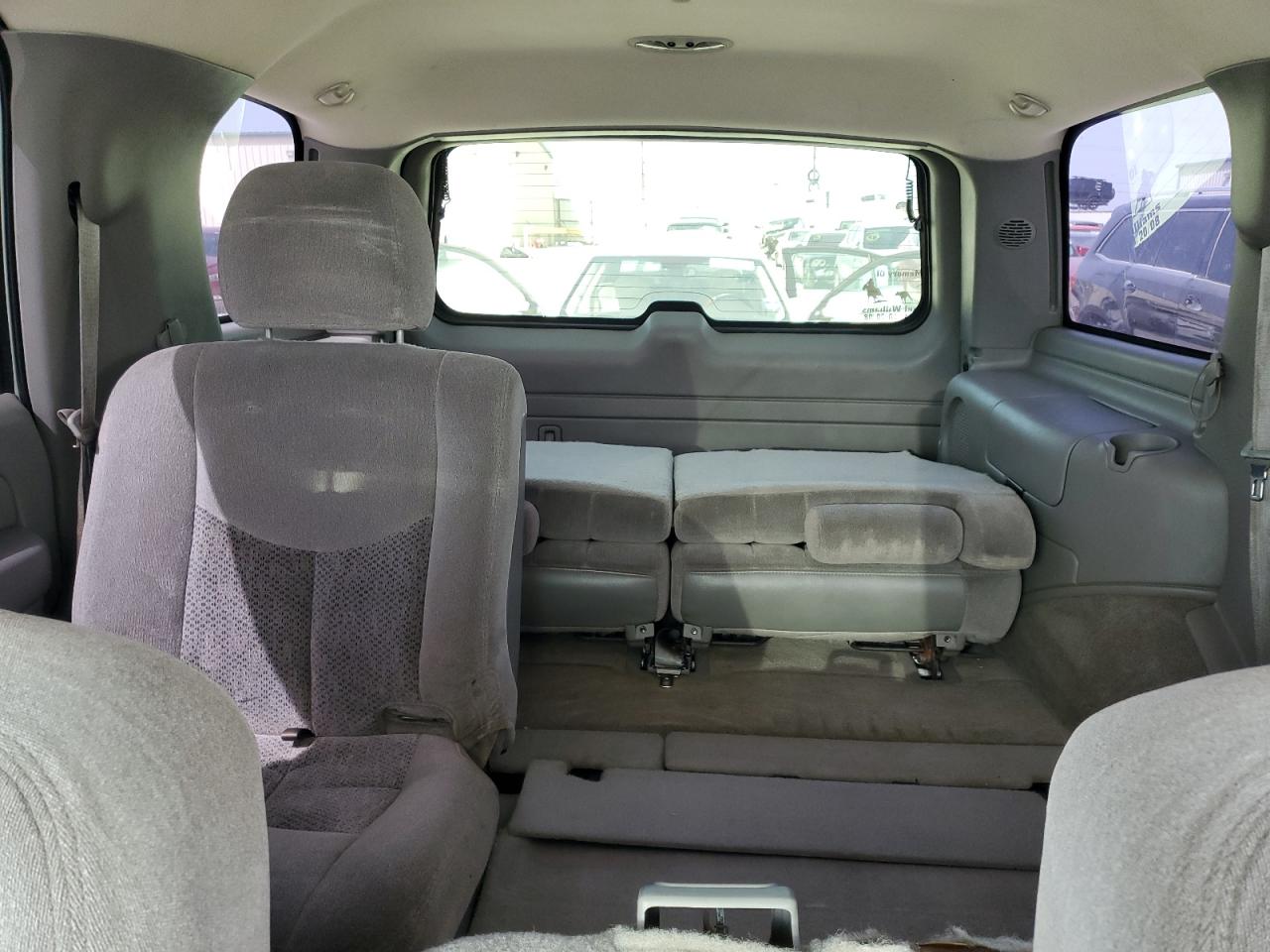 2006 Chevrolet Tahoe - Image 10