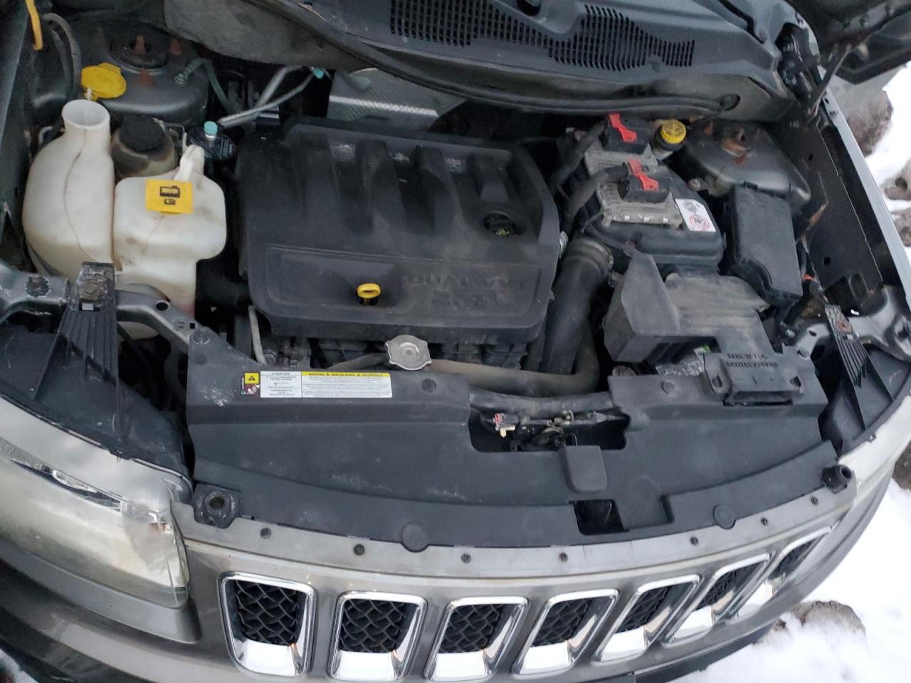 2013 Jeep Compass - Image 12