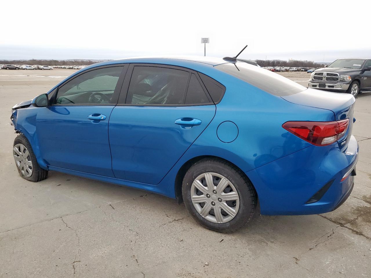 2023 Kia Rio - Image 2