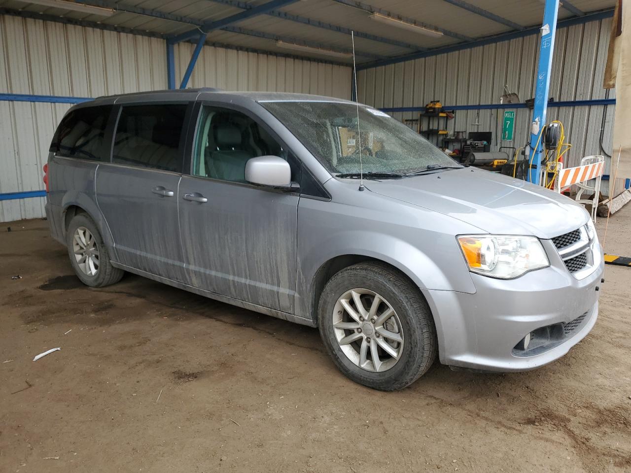 2018 Dodge Caravan - Image 4