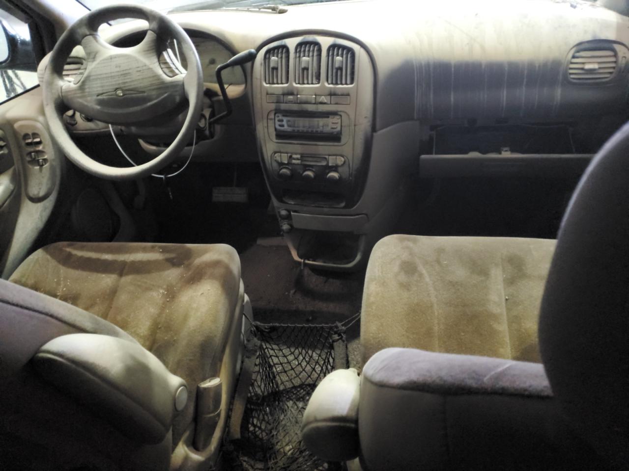 2001 Chrysler Town & Country Lx VIN: 2C8GP44G41R113027 Lot: 48148535