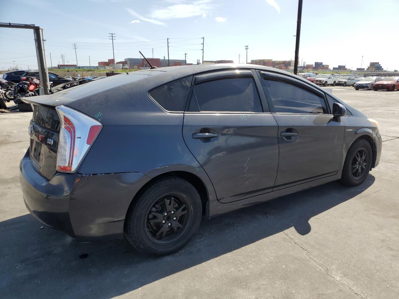 2015 Toyota Prius - Image 3