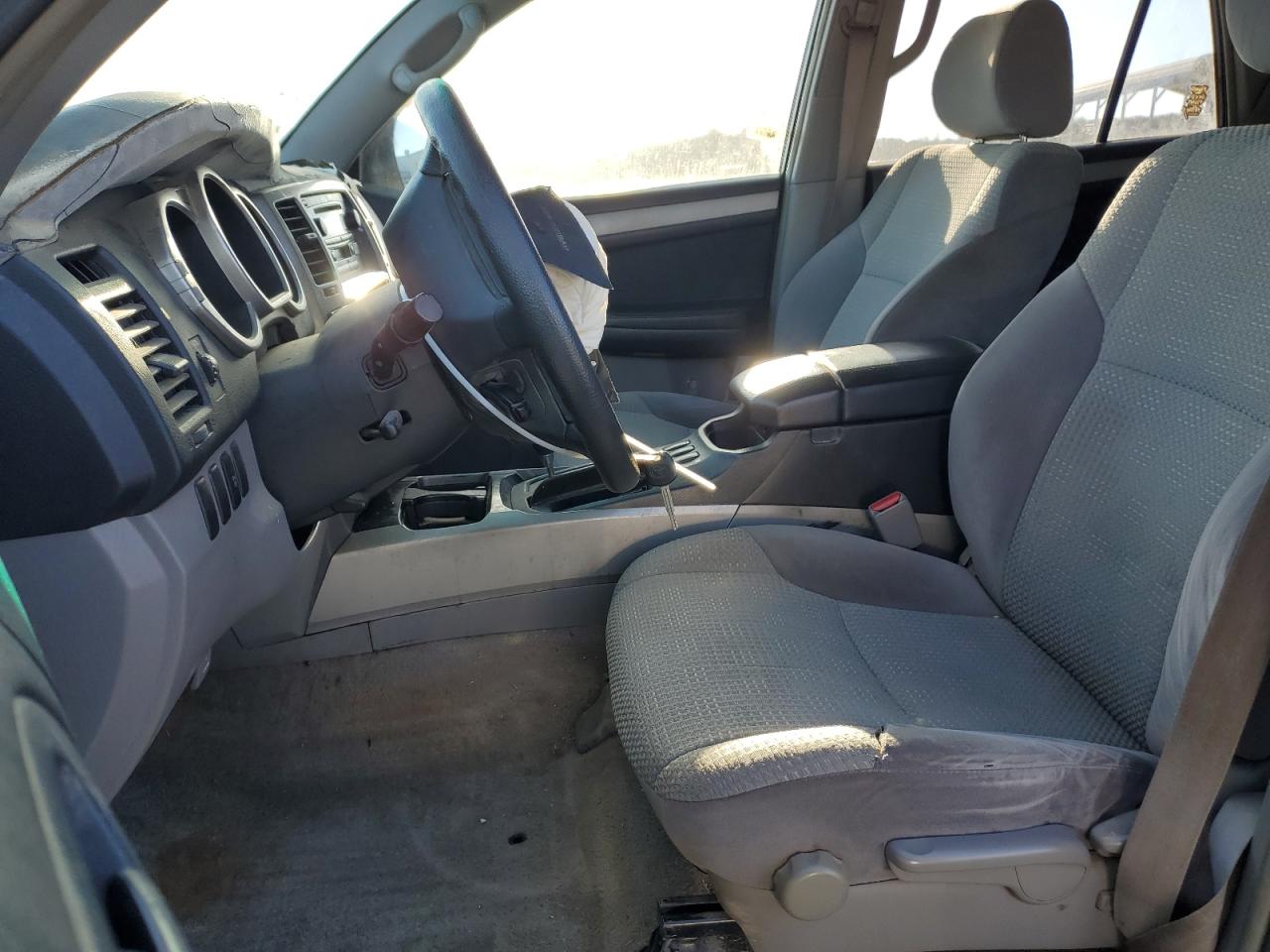 2003 Toyota 4Runner - Image 7