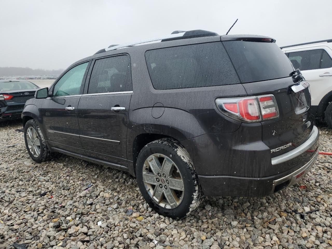 2013 GMC Acadia - Image 2
