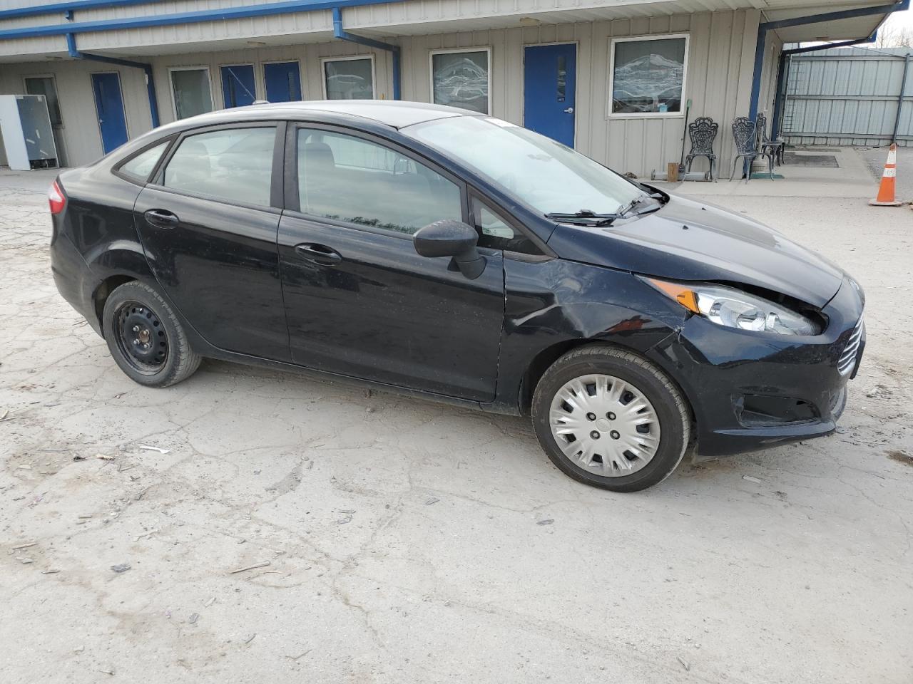 2017 Ford Fiesta - Image 4