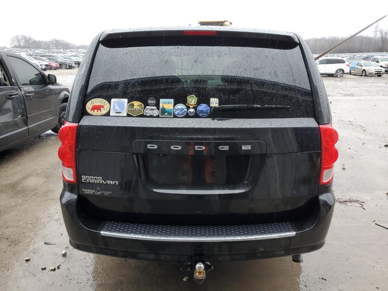 2019 Dodge Caravan - Image 6
