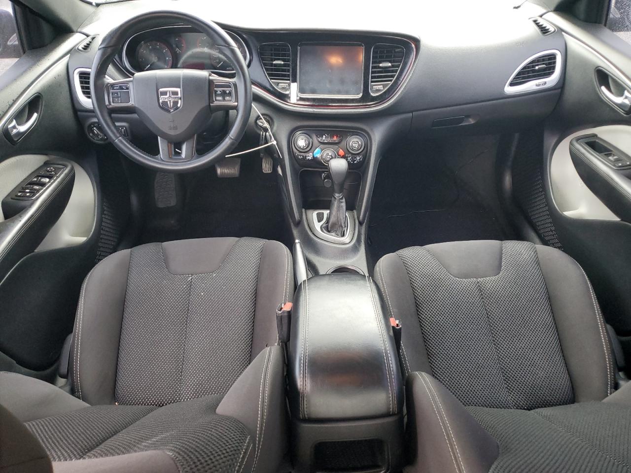 2016 Dodge Dart - Image 8