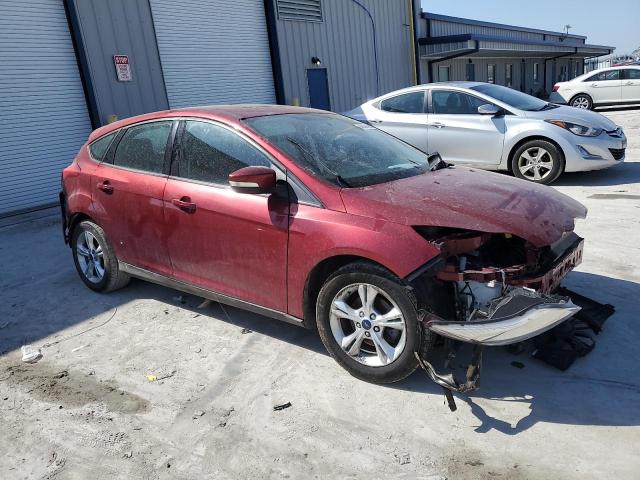  FORD FOCUS 2014 Красный