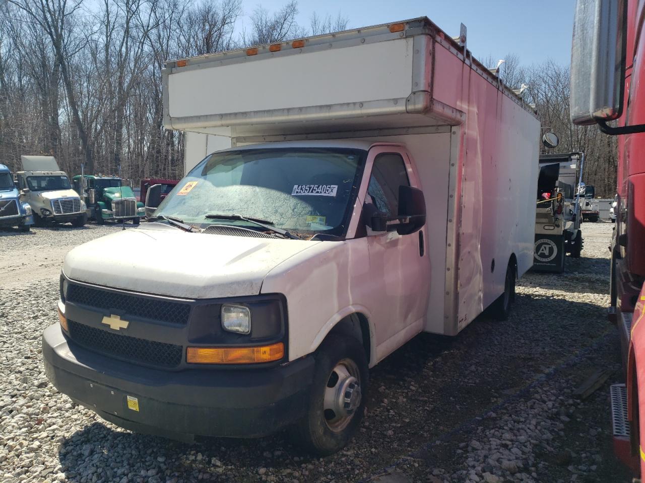 2014 Chevrolet Express G3500 იყიდება West Warren-ში, MA - Mechanical