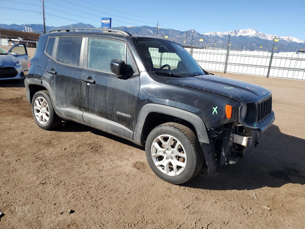 2017 Jeep Renegade - Image 4