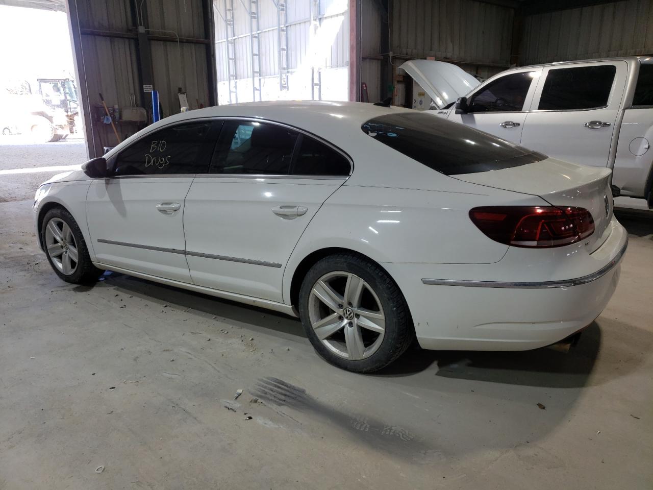 2013 Volkswagen Passat CC - Image 2