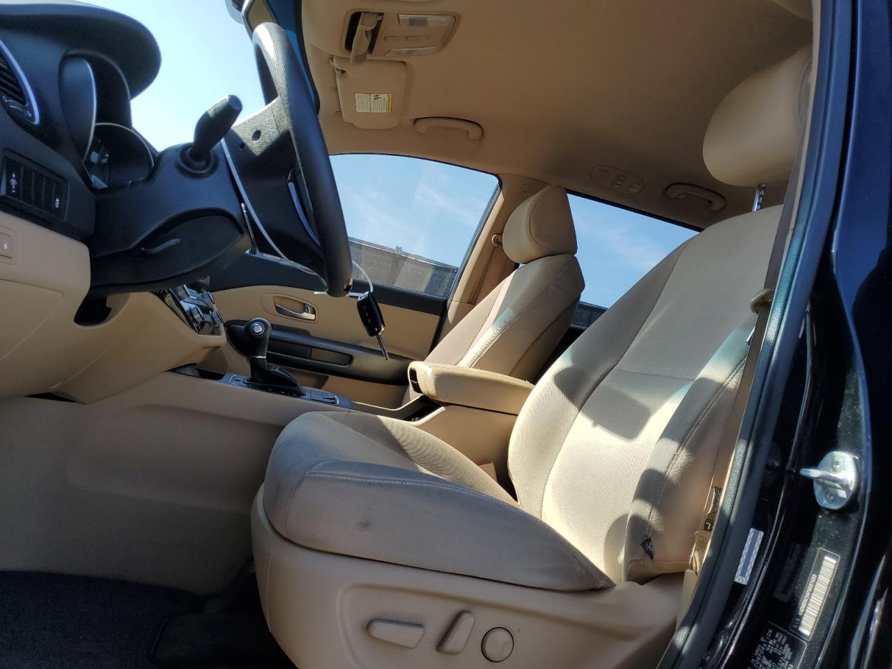 2015 Kia Sedona - Image 7