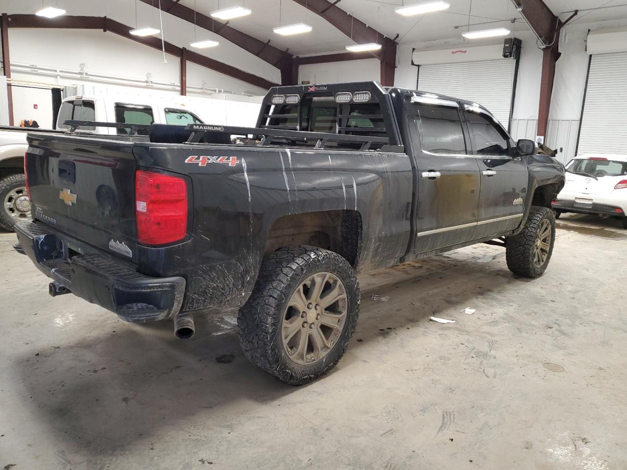 2015 Chevrolet Silverado - Image 3