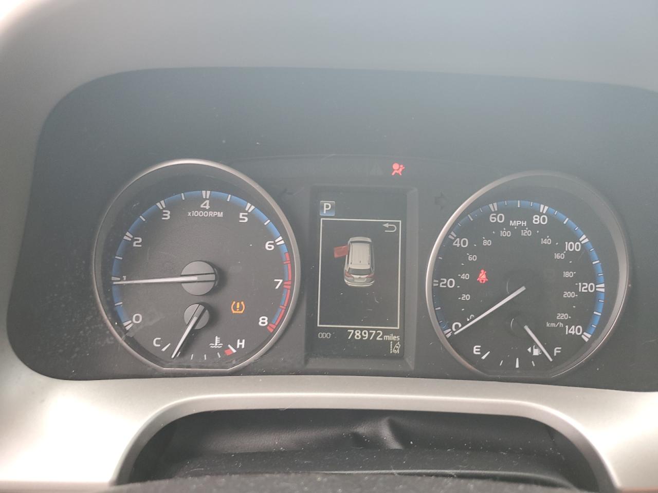 2017 Toyota RAV 4 - Image 9