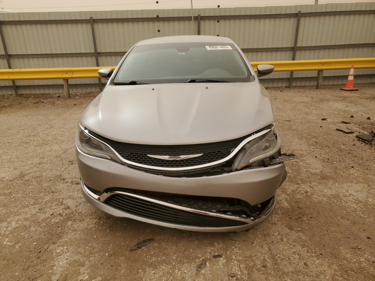 2017 Chrysler 200 - Image 5