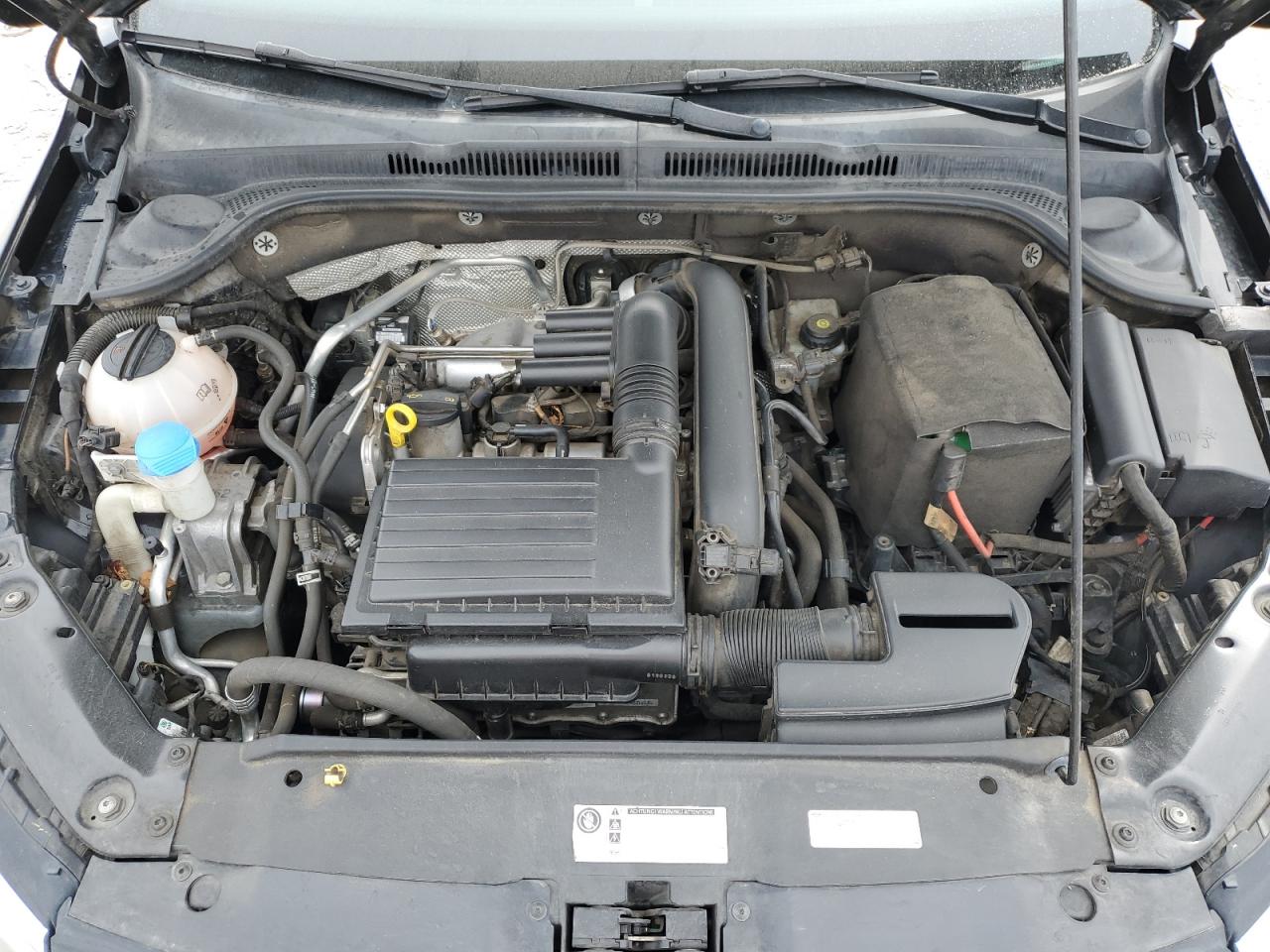 2016 Volkswagen Jetta - Image 13