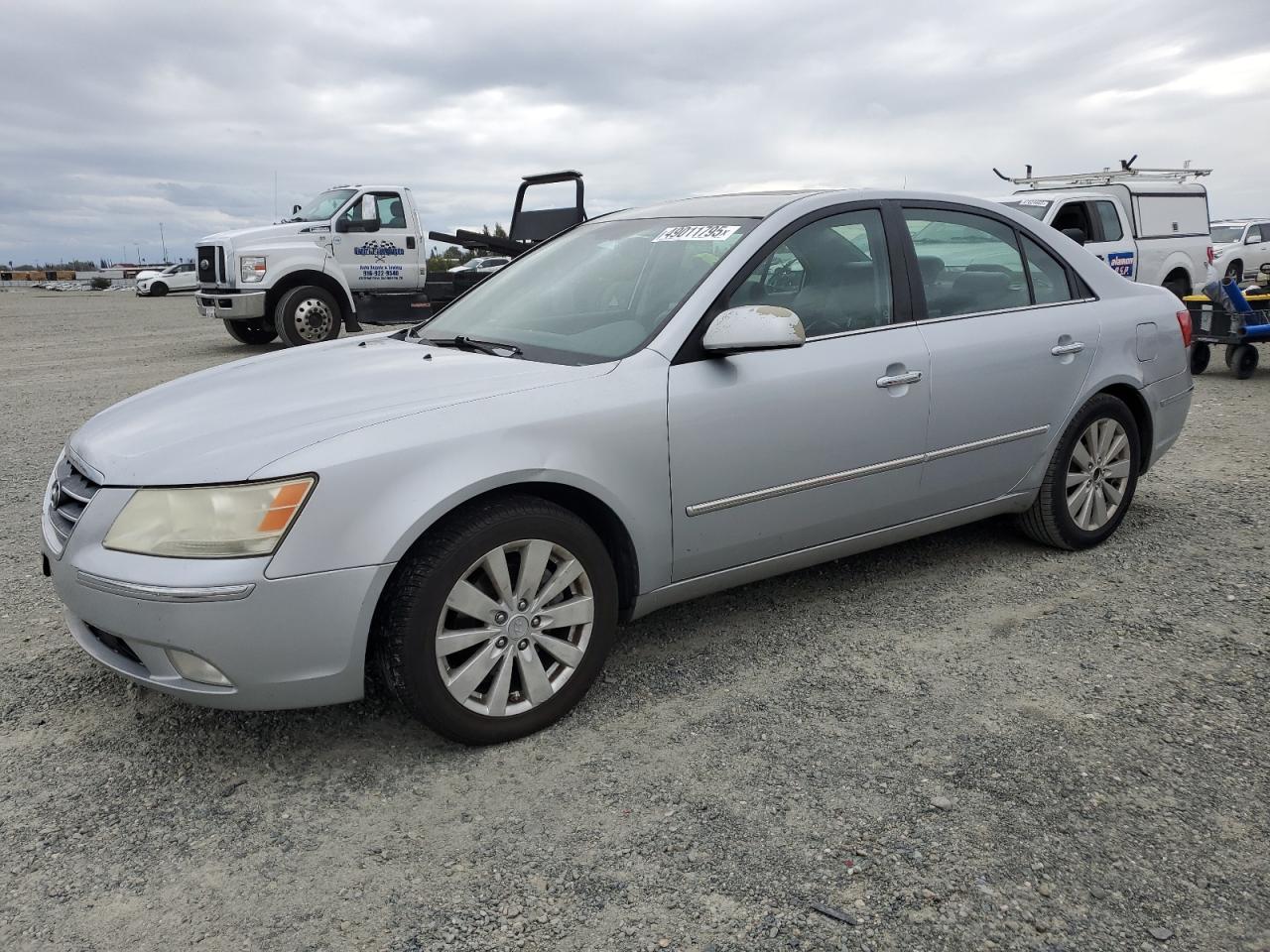 2010 Hyundai Sonata - Image 1