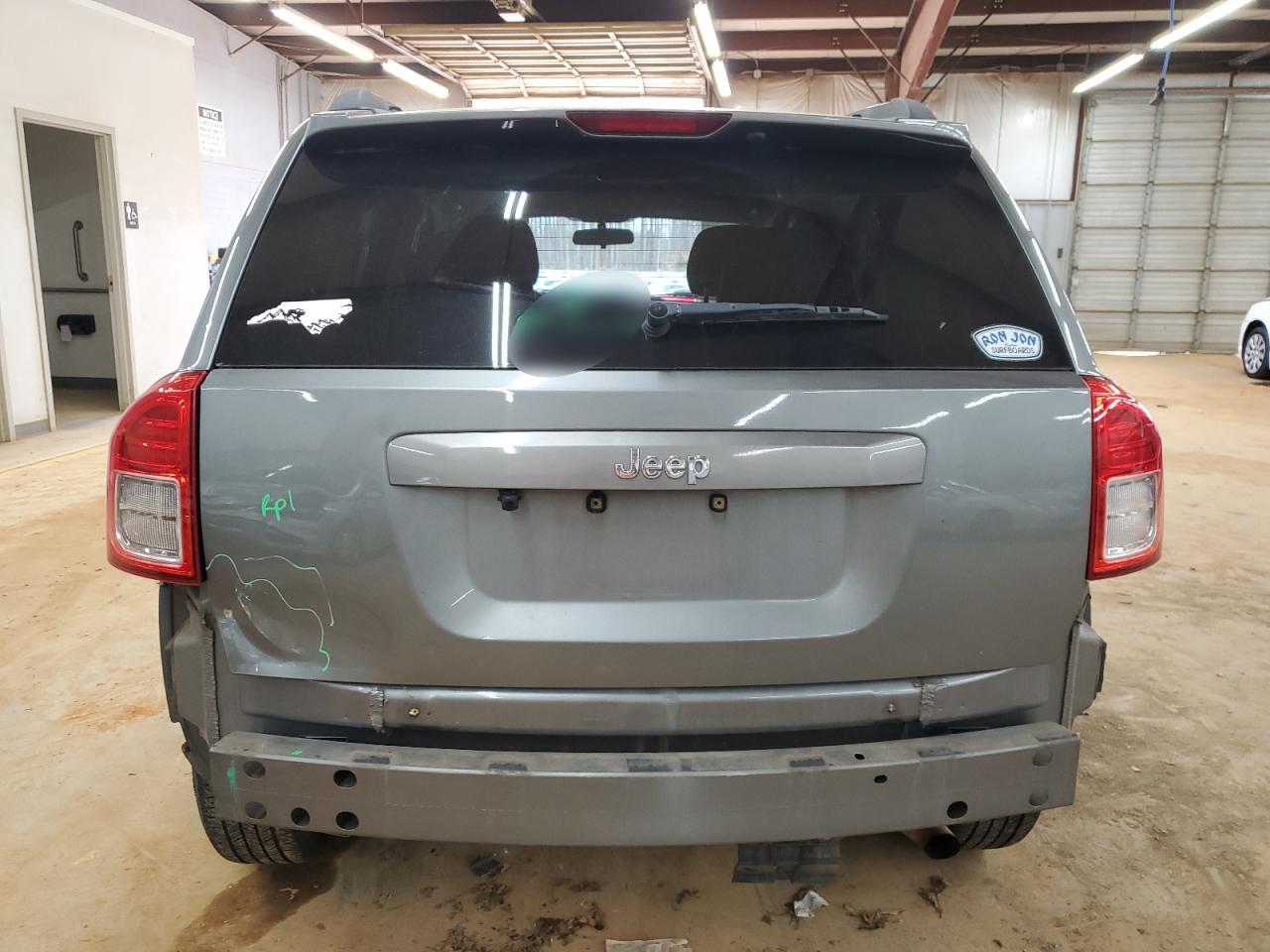 2012 Jeep Compass - Image 6