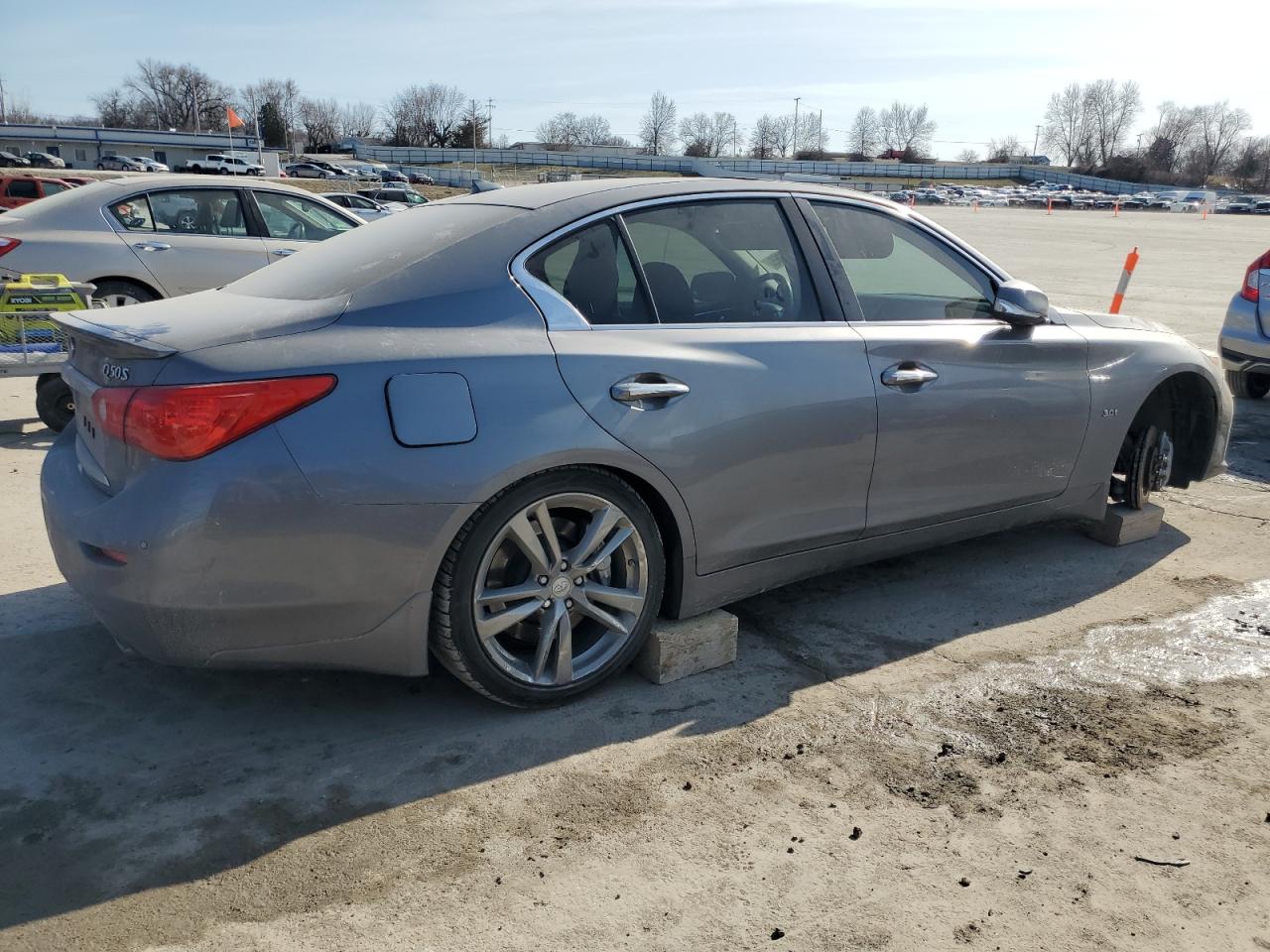 2016 Infiniti Q50 - Image 3