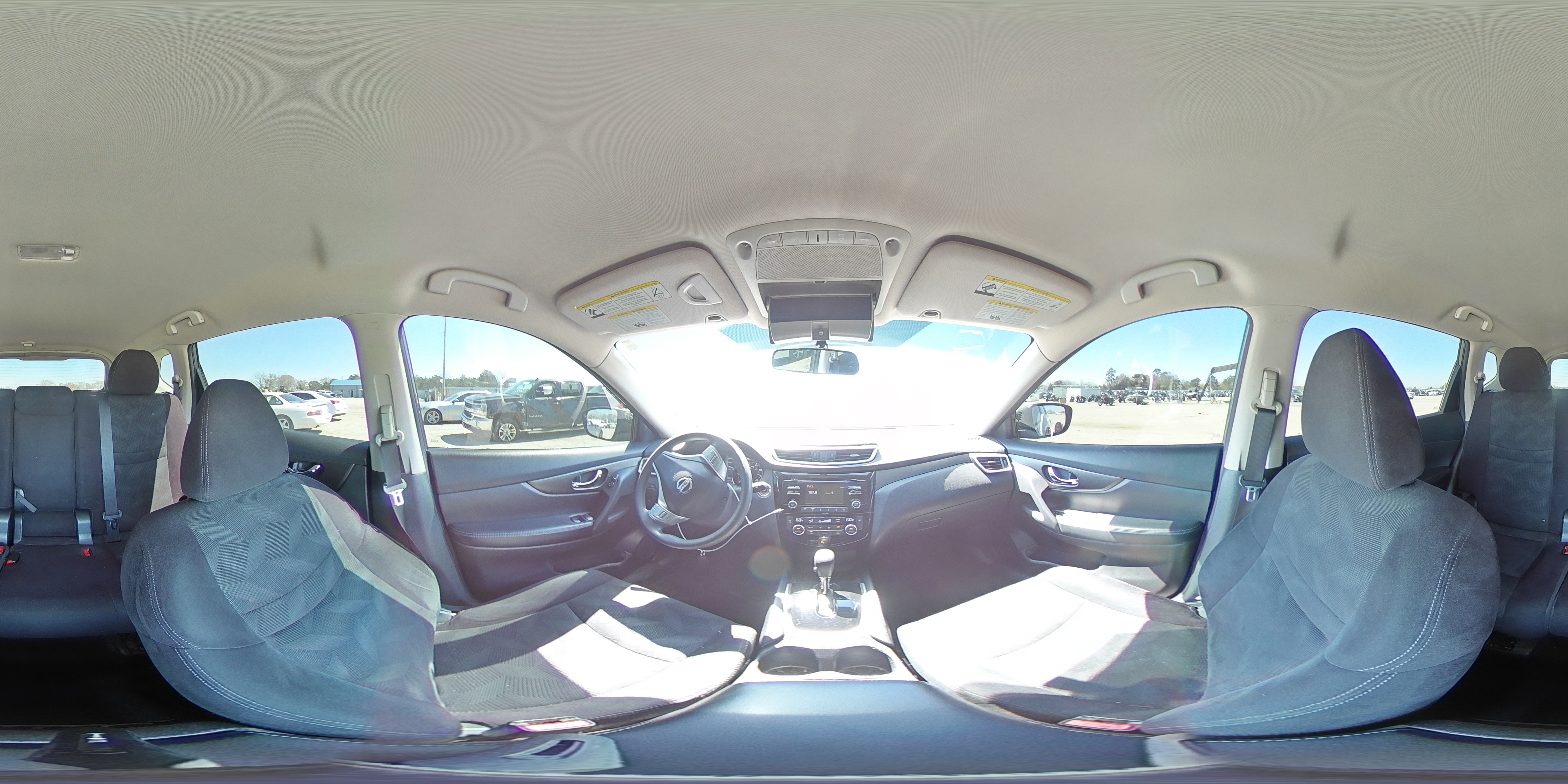 2014 Nissan Rogue - Image 13