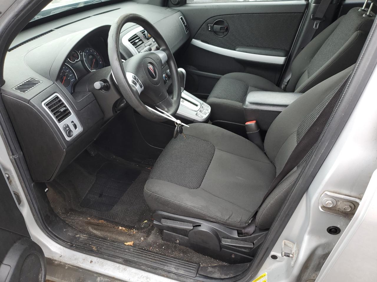 2009 Pontiac Torrent - Image 7