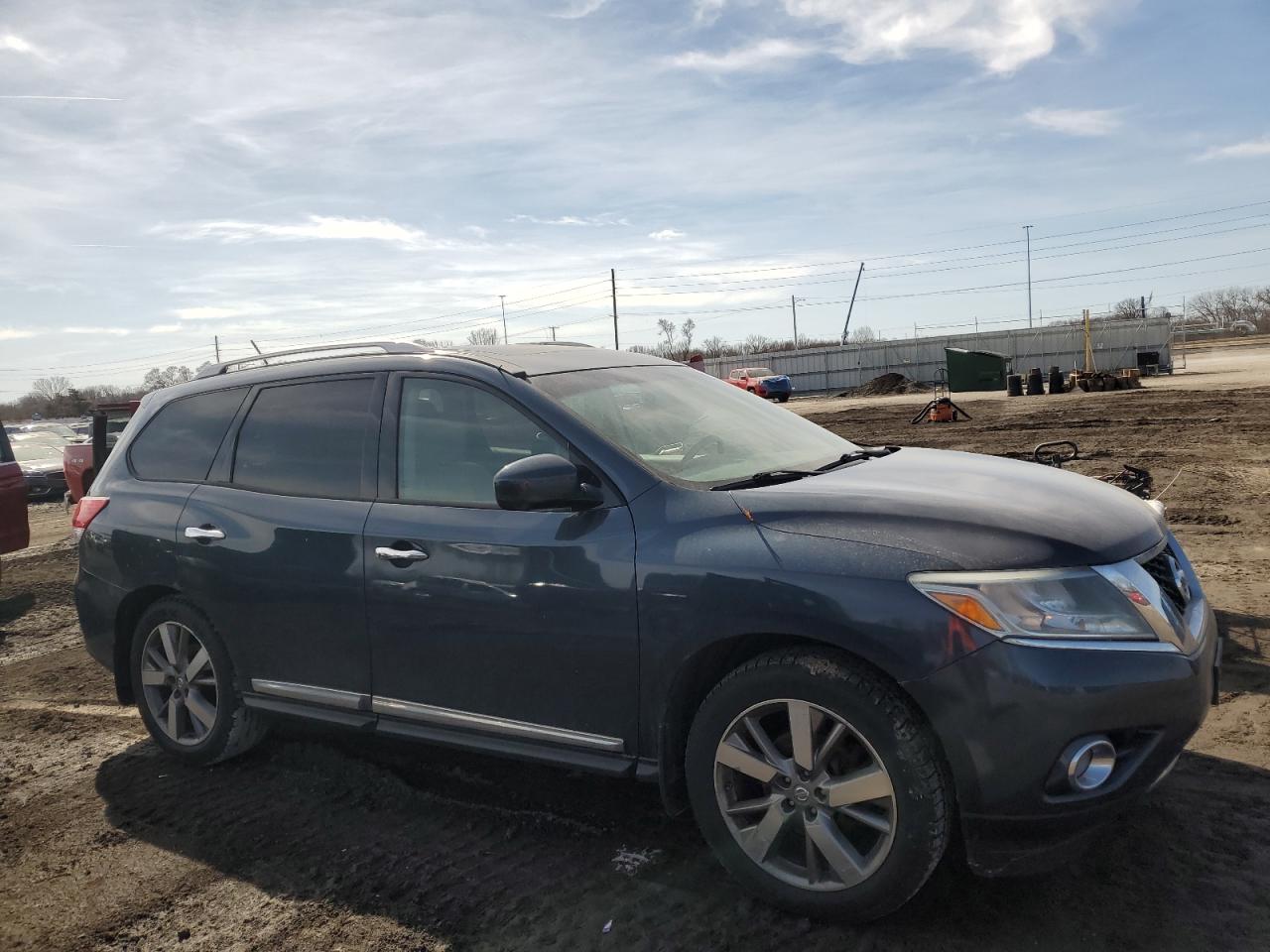 2014 Nissan Pathfinder - Image 4