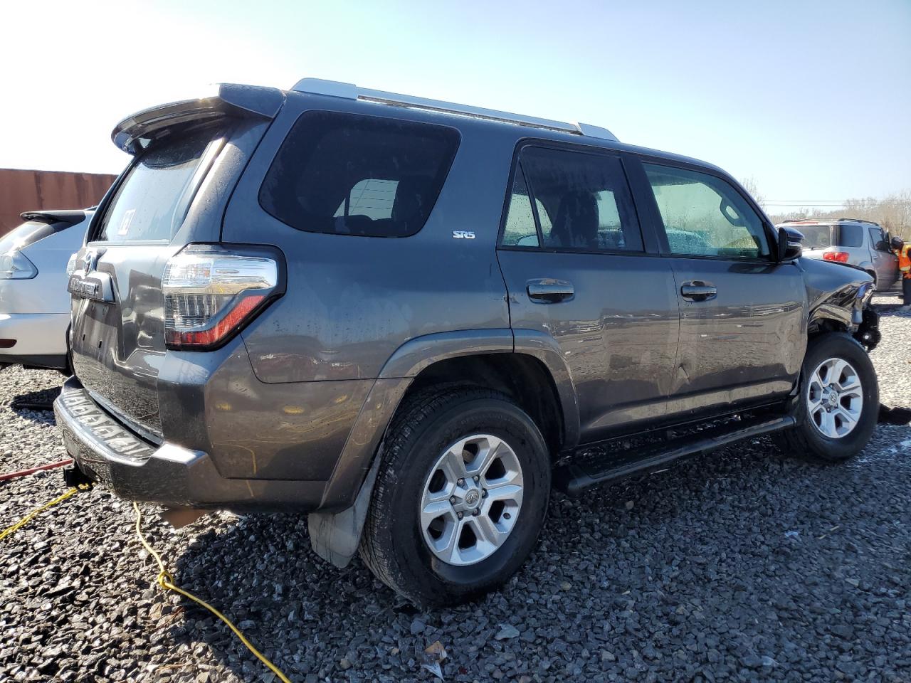 2015 Toyota 4Runner - Image 3