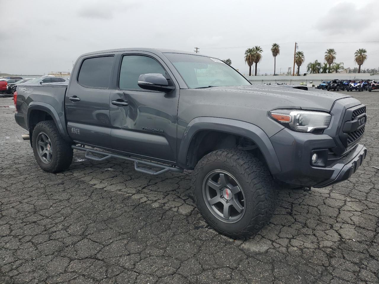 2016 Toyota Tacoma - Image 4
