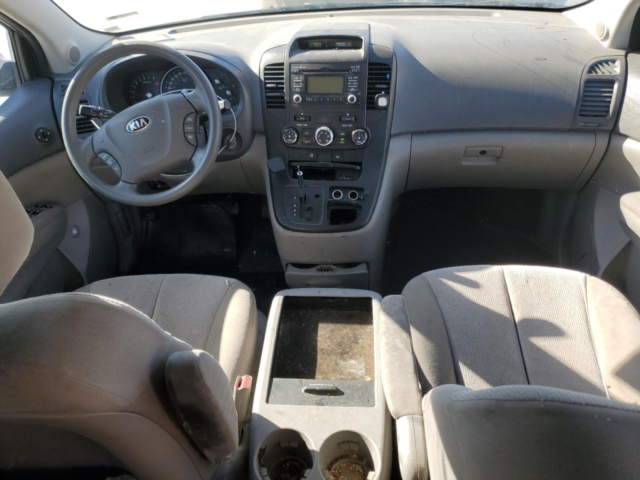 2014 Kia Sedona - Image 8