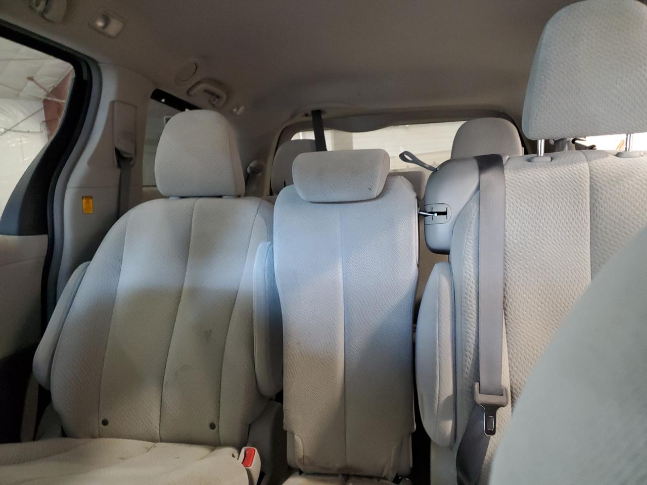 2012 Toyota Sienna Le VIN: 5TDKK3DC6CS230328 Lot: 49051555