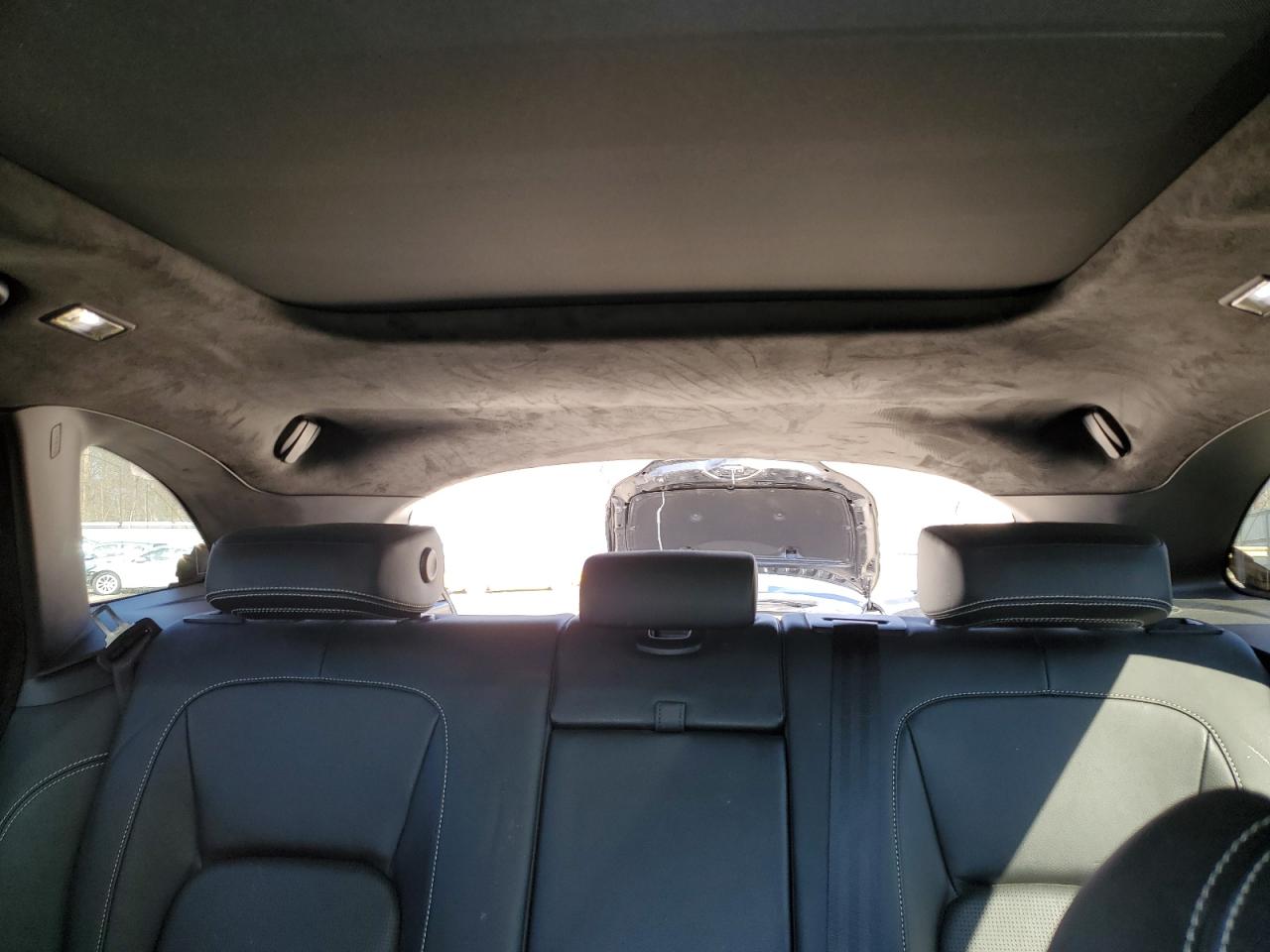 2019 Jaguar F-Pace - Image 10