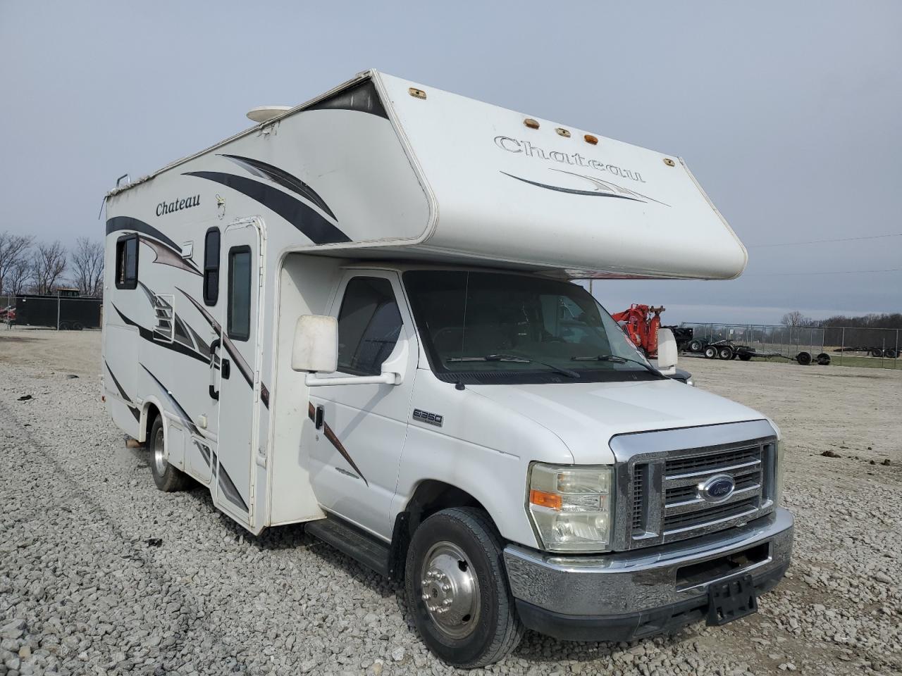 2010 Ford Econoline E350 Super Duty Cutaway Van იყიდება Cicero-ში, IN - Top/Roof