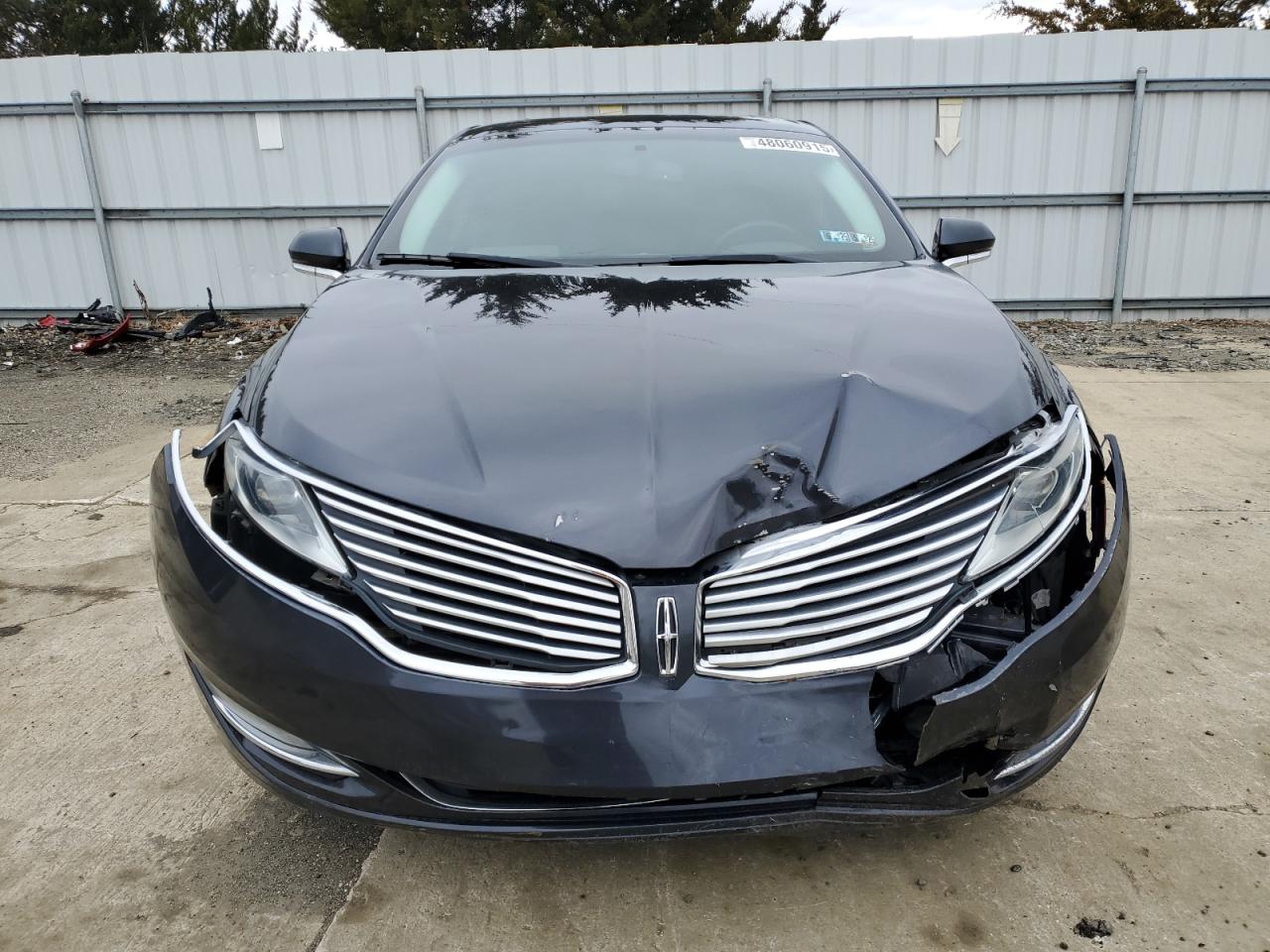2013 Lincoln MKZ - Image 5