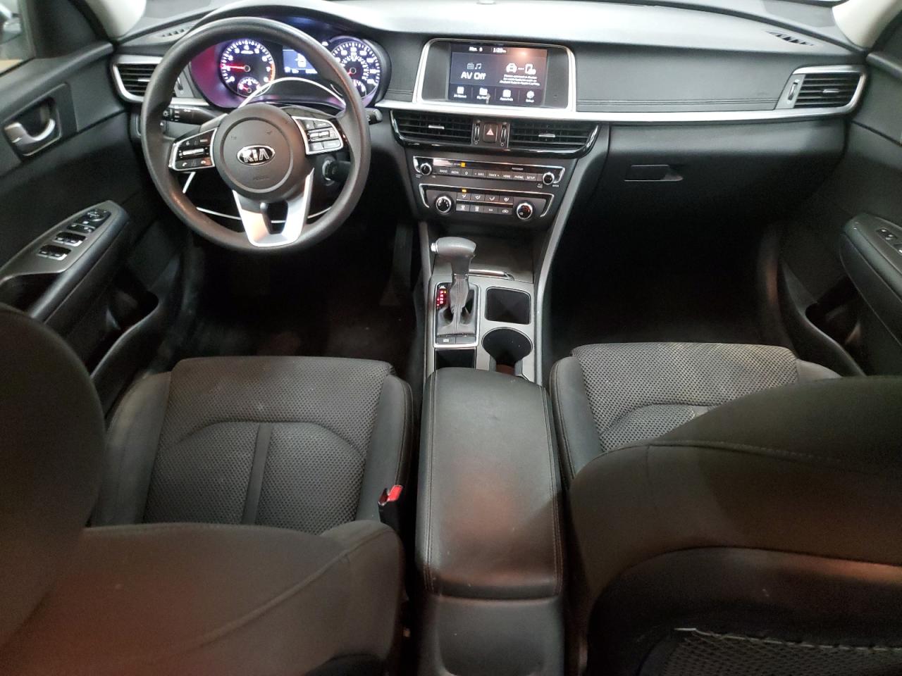 2020 Kia Optima - Image 8