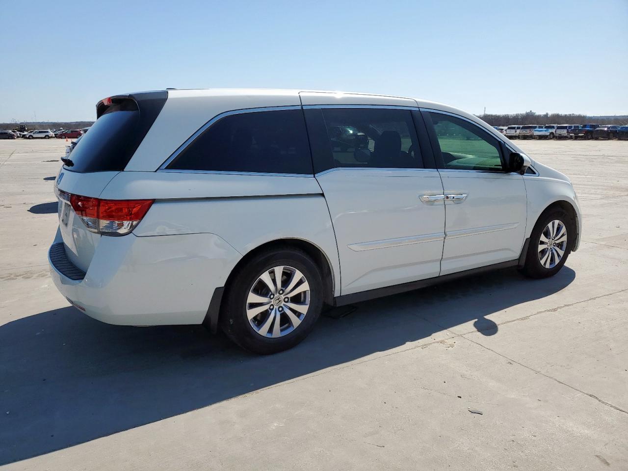 2014 Honda Odyssey - Image 3