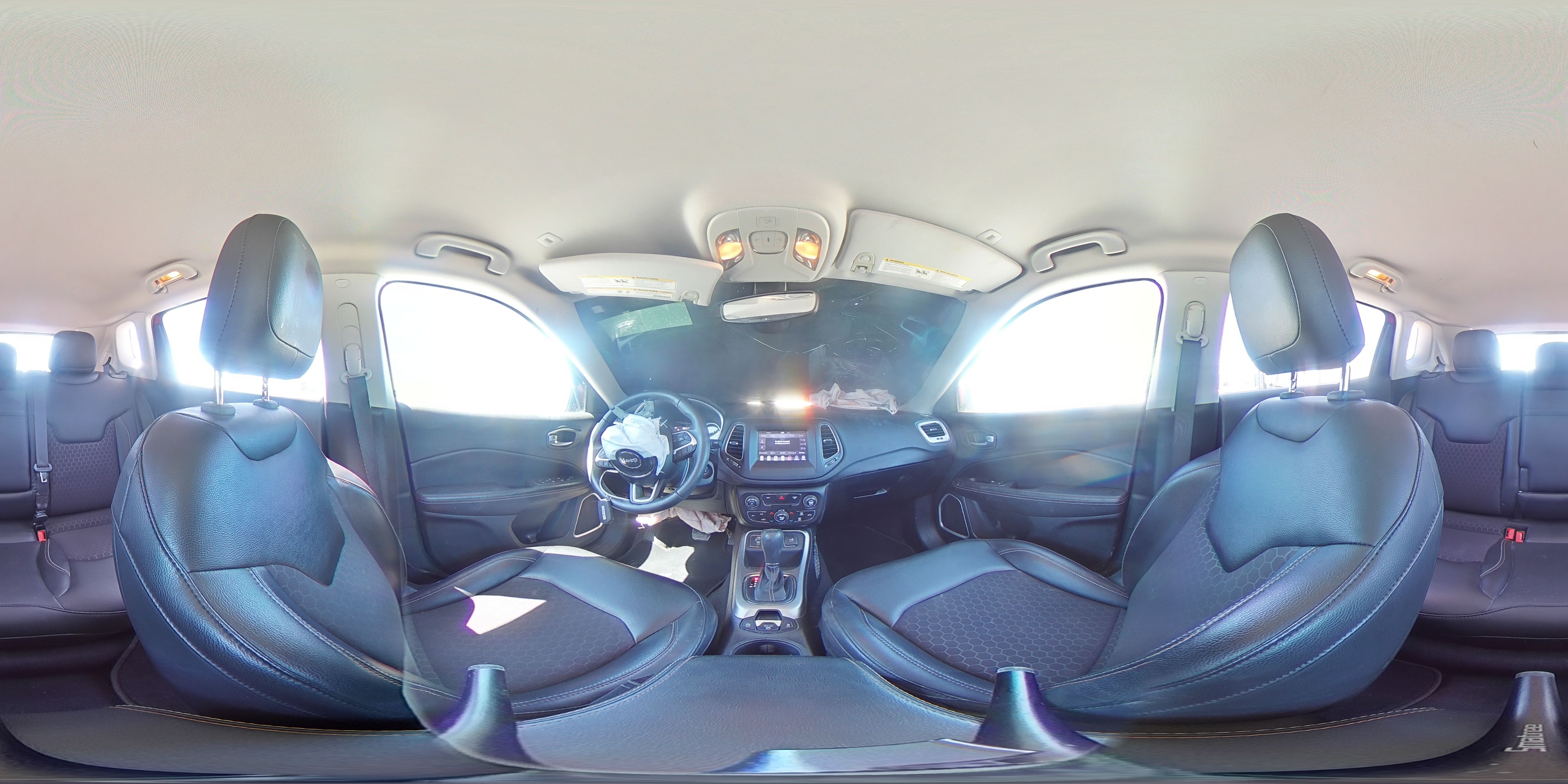 2018 Jeep Compass - Image 15