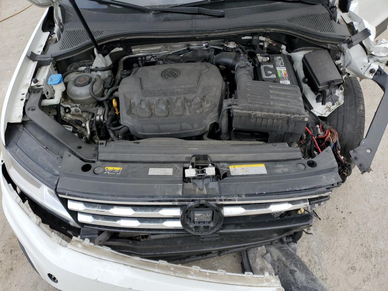 2021 Volkswagen Tiguan - Image 12