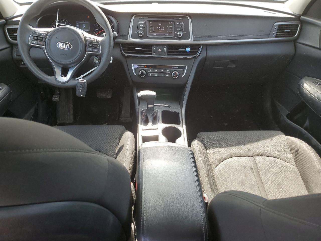 2016 Kia Optima - Image 8