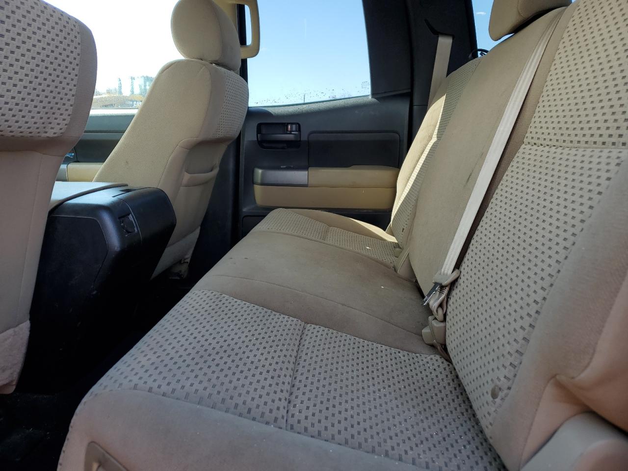 2012 Toyota Tundra - Image 10