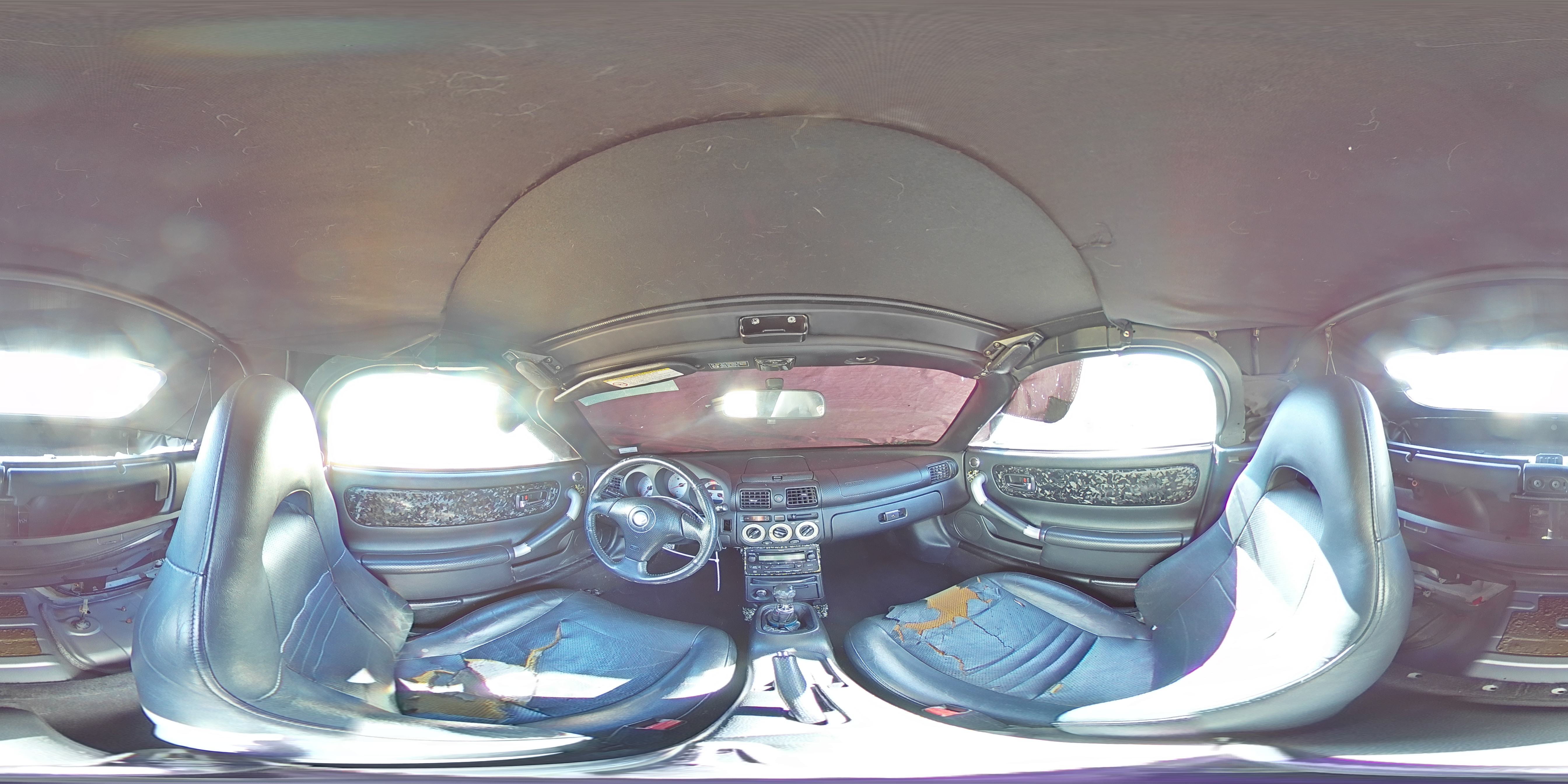 2003 Toyota MR2 - Image 12