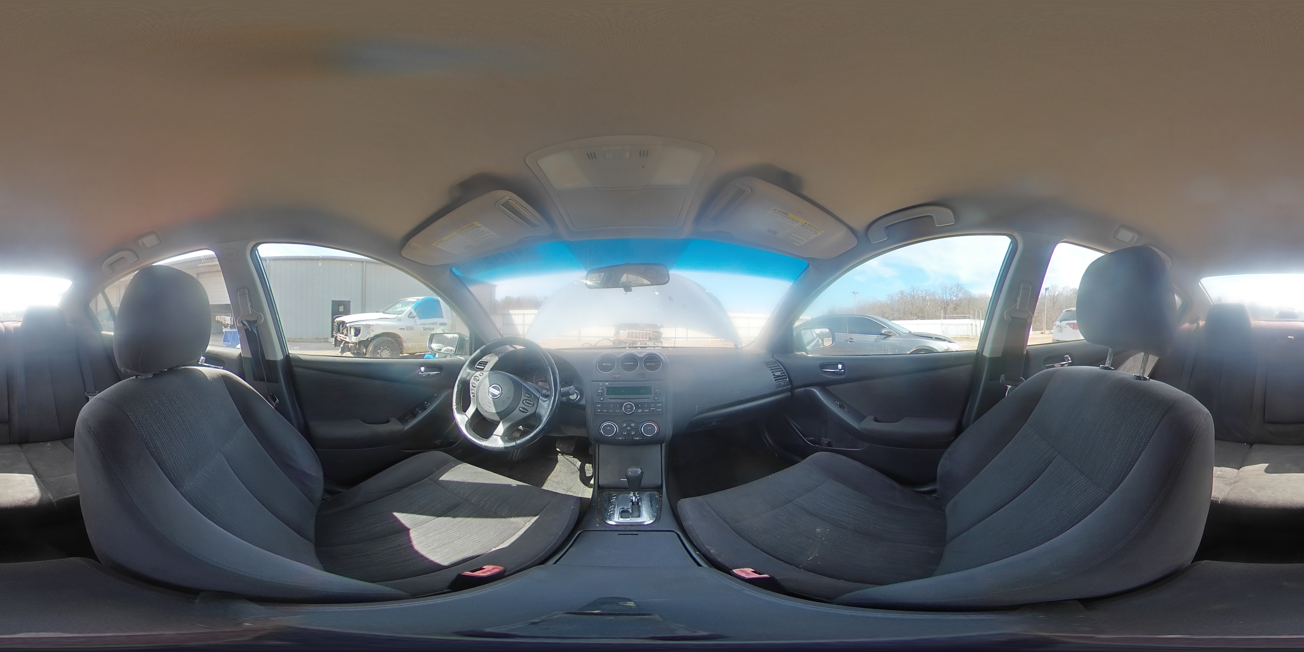 2012 Nissan Altima - Image 13