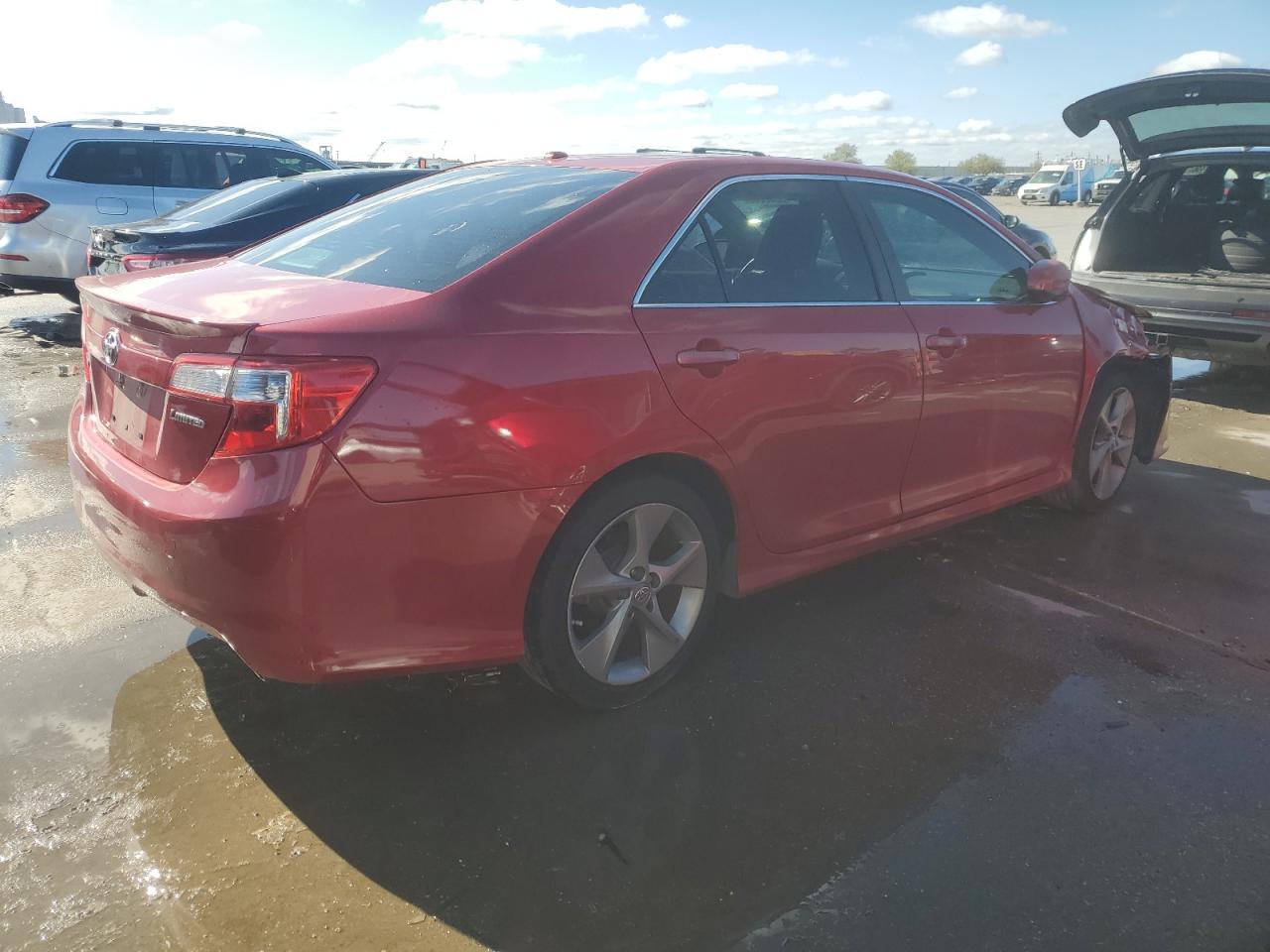 2012 Toyota Camry - Image 3