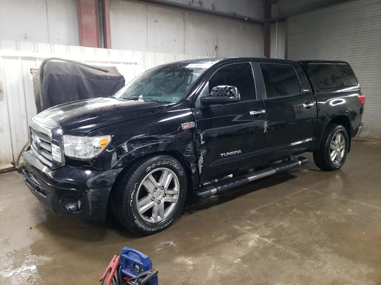 Elgin, IL에서 판매 중인 2008 Toyota Tundra Crewmax Limited - Front End