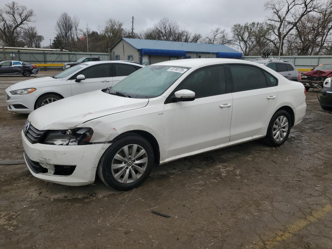 2015 Volkswagen Passat S na sprzedaż w Wichita, KS - Front End