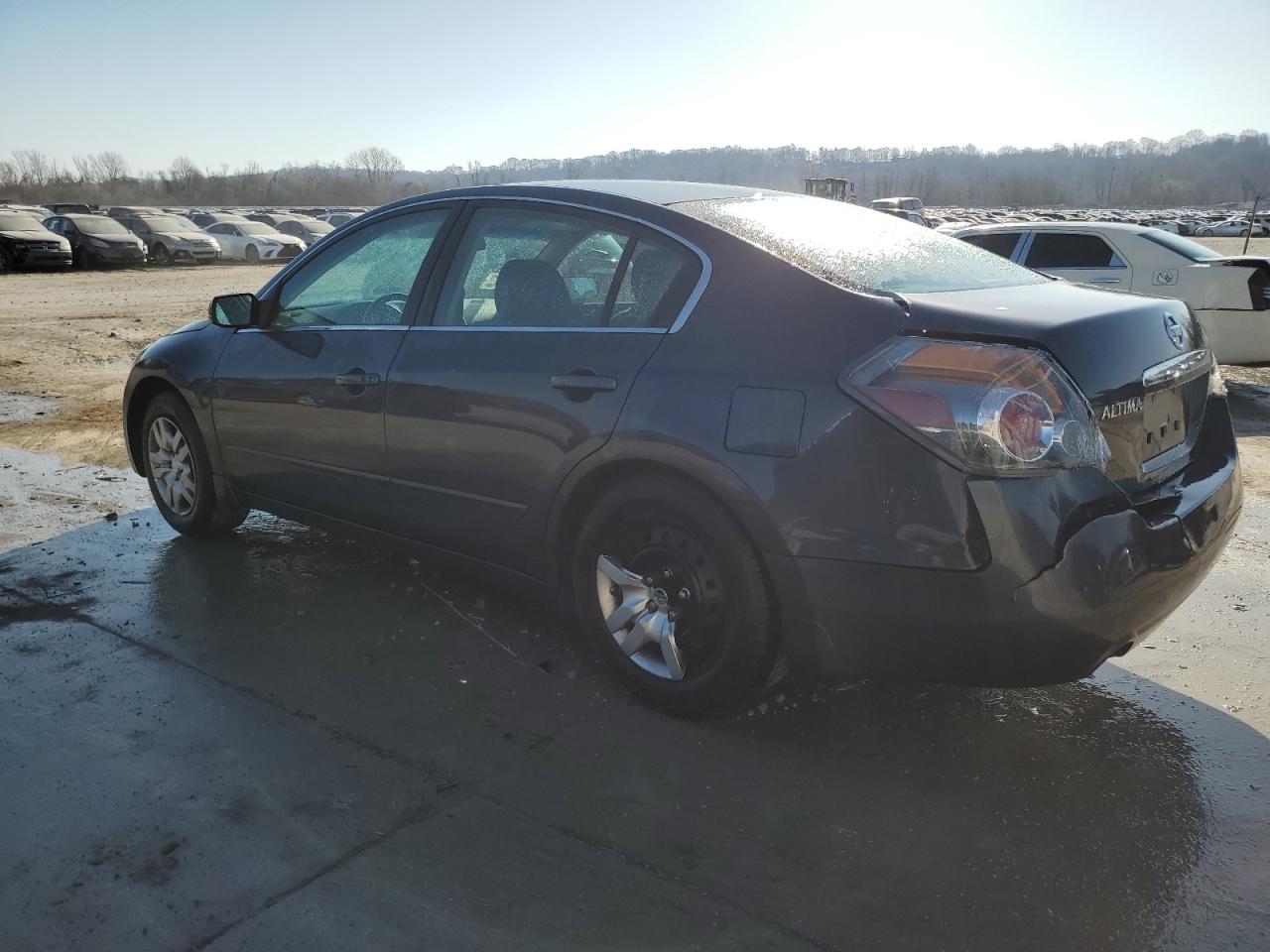 2009 Nissan Altima - Image 2