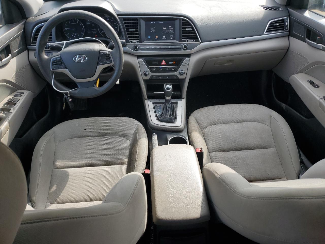 2017 Hyundai Elantra - Image 8