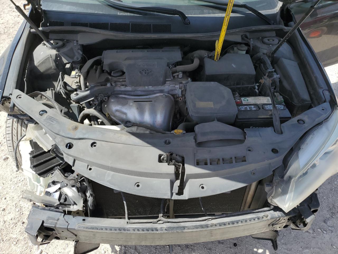 2015 Toyota Camry - Image 11