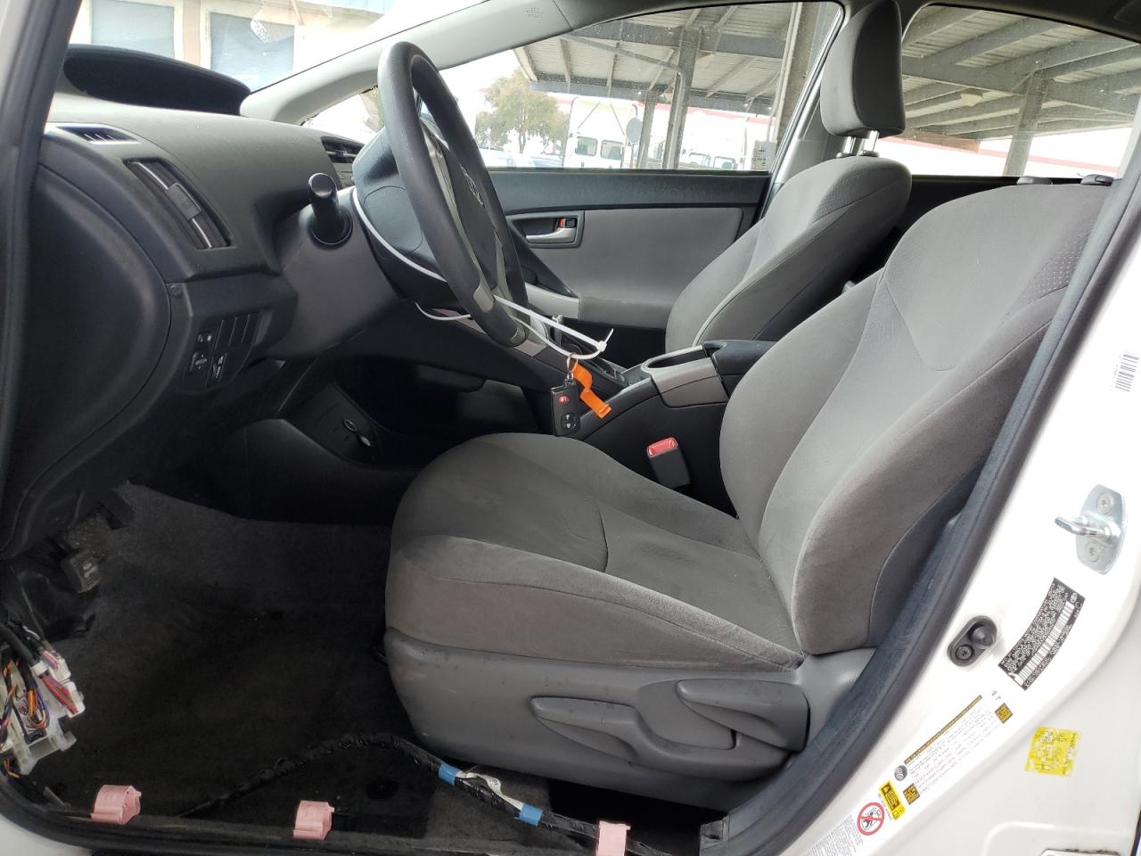 2013 Toyota Prius - Image 7
